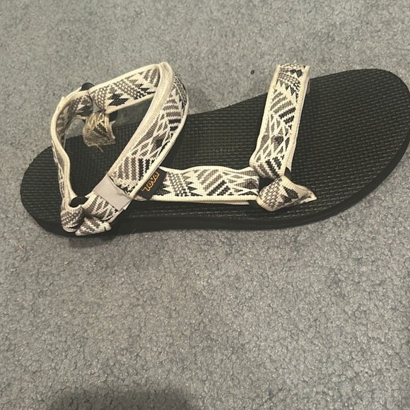 Teva Women’s Orginal Universal Sandals - Picture 2 of 3